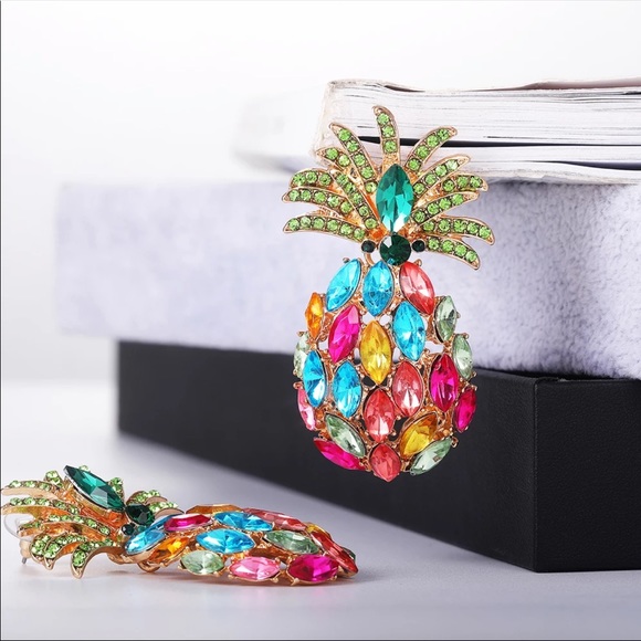 *NEW* Big Inlaid Colorful Rhinestone Cool Earrings - Picture 3 of 6